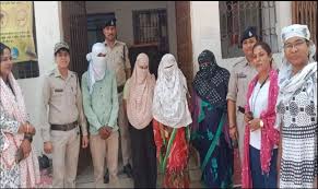 बिलासपुर में सेक्स रैकेट का भंडाफोड़, तीन महिलाओं के साथ एक युवक गिरफ्तार