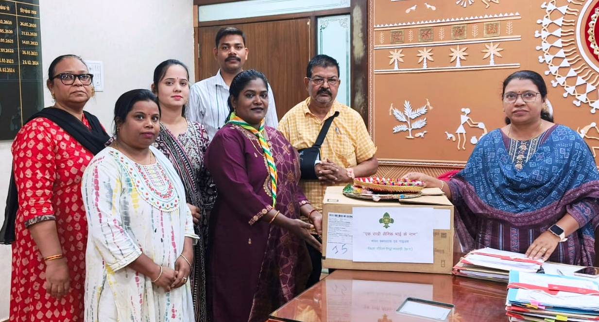 भारत स्काउट गाइड की छात्राओं ने भेजा एक राखी सैनिक भाइयों के नाम पर