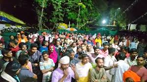 जंगल की अवैध कटाई को लेकर 2 गांवों के ग्रामीणों के बीच जमकर बवाल,दर्जनों घायल