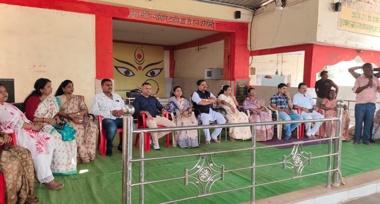 शीतला माता मंदिर फुटबॉल ग्राउंड  में  महा भंडारे का आयोजन - उमड़ा श्रद्धालुओं का जनसैलाब
