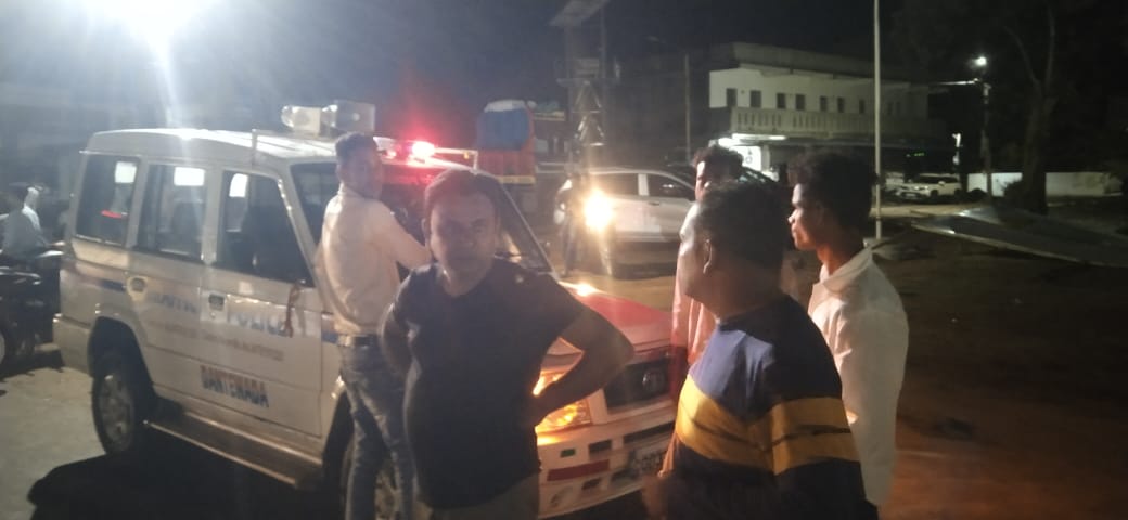 यातायात पुलिस चला रही नाबालिग वाहन चालकों के खिलाफ अभियान