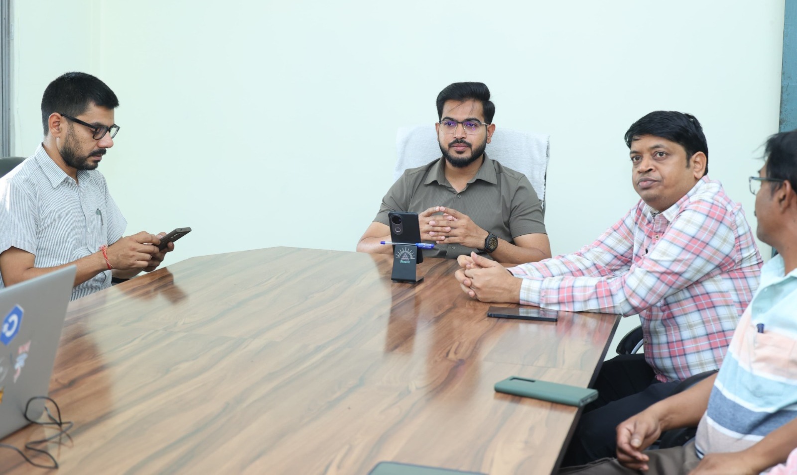 पीएम इंटर्नशिप योजना: रायगढ़ में युवाओं के लिए खुले नए अवसर, जिला प्रशासन ने तेज किया अभियान