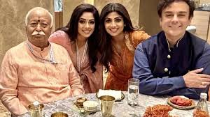 अदनान सामी संग मोहन भागवत के भोजन पर कांग्रेस ने जताई आपत्ति,याद दिलाया 1965 का इतिहास