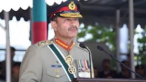 मुनीर की शक्ति शहबाज से ज्यादा?  कानून के खिलाफ पाकिस्तान में प्रदर्शन