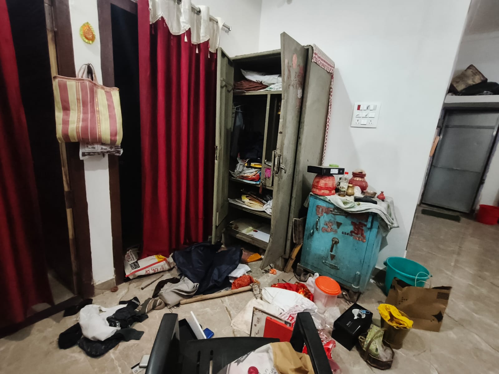 सुने मकान से 2 लाख 75 हजार की आभूषण ले उड़े अज्ञात चोर,मामला दर्ज 