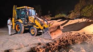 कलेक्टर के सख्त निर्देश के बाद अवैध रेत परिवहन और भण्डारण पर की जा रही कार्रवाई