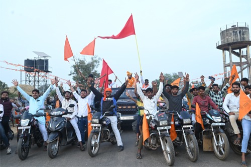 पदुमतरा से डुमरडीहकला तक विशाल बाइक रैली संपन्न, सैकड़ों क्षेत्रवासी हुए शामिल 