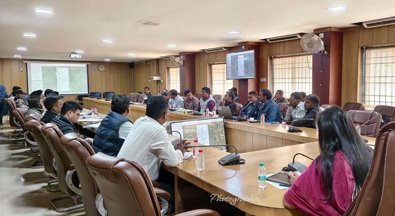 जनगणना 2027 की तैयारियाँ तेज : ग्रामों की भौगोलिक सीमा के भू-संदर्भीकरण को लेकर जिला स्तरीय बैठक सम्पन्न
