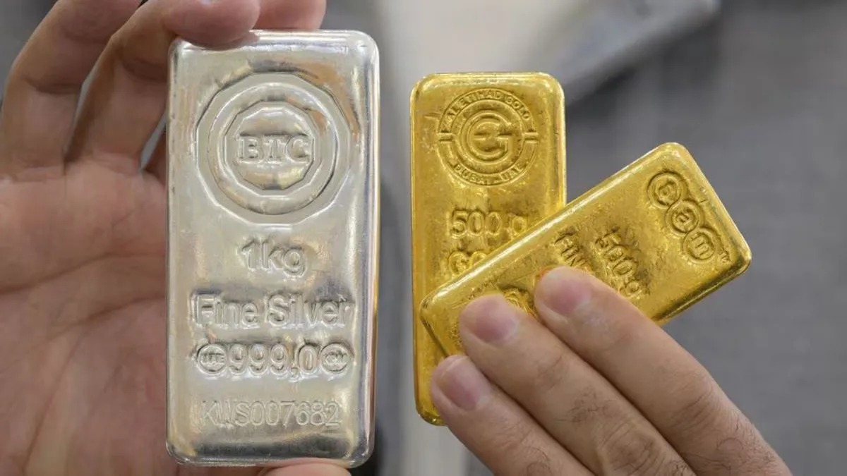 Gold-Silver Price: सोना 400 रुपये महंगा, चांदी ने मारी 5,000 रुपये की बंपर छलांग; जानिए आज के ताजा भाव