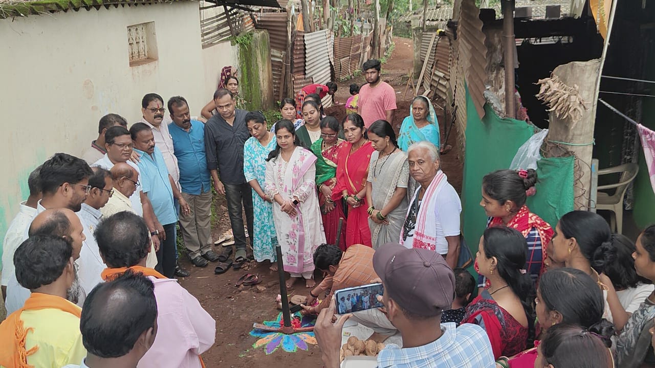 किरंदुल में वार्ड नंबर 02 में सीसी सड़क निर्माण का भूमिपूजन, पालिका अध्यक्ष ने गुणवत्ता पर दिया जोर