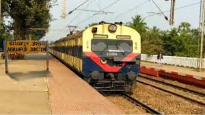 8 सालों के लंबे इंतजार के बाद राजिमवासियों के लिए खुशखबरी,दौड़ेंगी हाई स्पीड ट्रेनें 