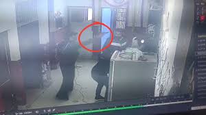 जम्मू के बाल सुधार गृह से दो पाकिस्तानी समेत 3 कैदी फरार, 6 पुलिसकर्मी सस्पेंड