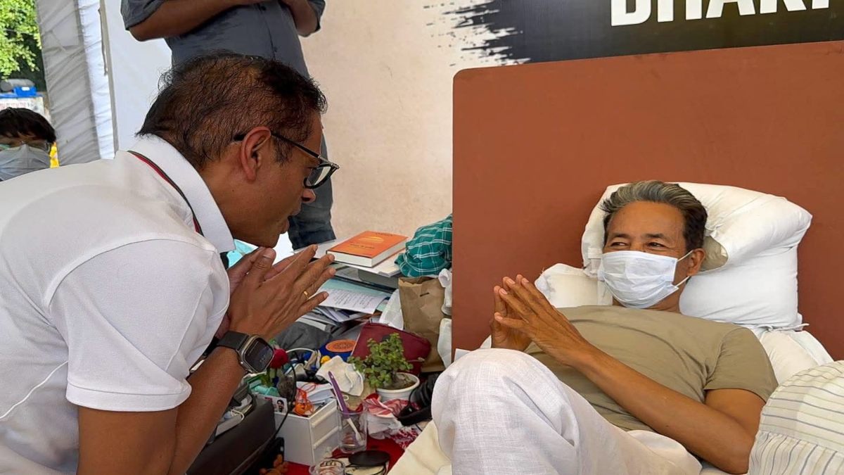 NEET आंदोलन में उतरे अमित जोगी! दिल्ली पहुंचकर शिक्षा मंत्री के इस्तीफे की मांग, सोनम वांगचुक से भी की मुलाकात