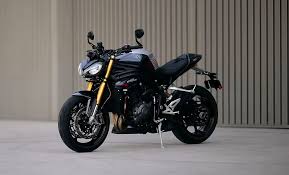 भारत में लॉन्च हुई 2025 Triumph Speed Triple 1200 RX,जानें कीमत 