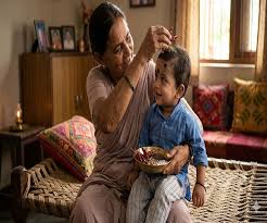 होलिका दहन की रात करें ये उपाय,सिर्फ एक चुटकी राख और गायब होगी नजर