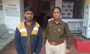  बीमा राशि और मुआवजे के लालच में फर्जी लूट की साजिश,सर्राफा कारोबारी गिरफ्तार 