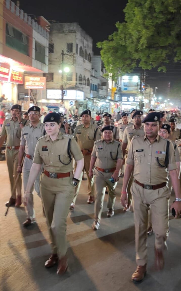 एसपी अंकिता शर्मा के कुशल नेतृत्व में राजनांदगांव में शांतिपूर्ण माहौल में मना होली का पर्व 