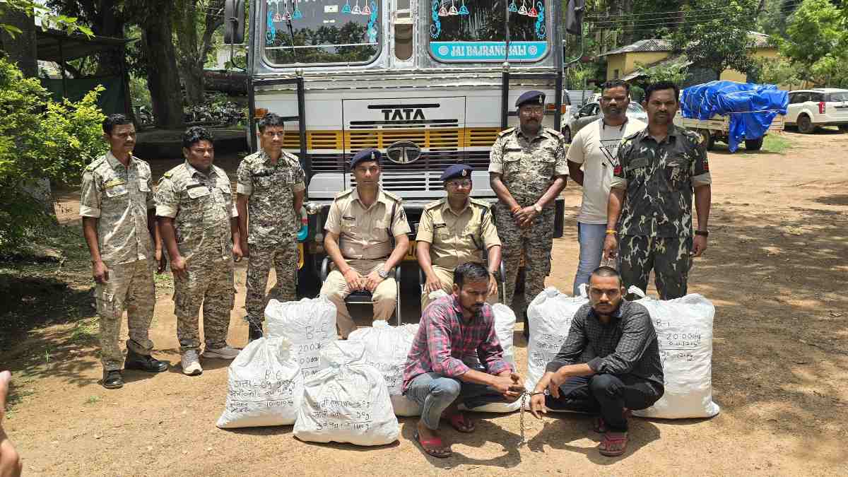 गांजा तस्करी का मास्टर माइंड फरार, 11 लाख के गांजे के साथ दो अंतर्राज्यीय तस्कर गिरफ्तार…