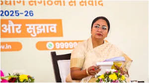 महिला दिवस पर बड़ी सौगात,दिल्ली की महिलाओं को हर महीने मिलेंगे 2500 रुपये 
