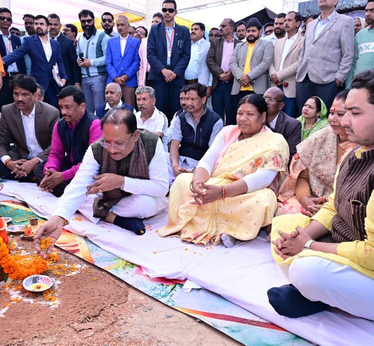 बगीचा नगर को विकास की नई पहचान : मुख्यमंत्री विष्णु देव साय ने 13 करोड़ के गौरव पथ का किया भूमिपूजन