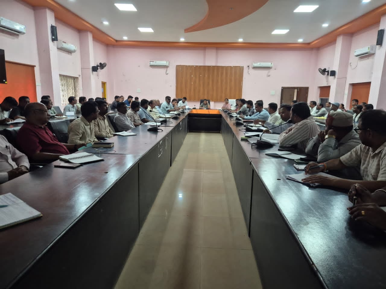 जिला स्तरीय शाला प्रवेशोत्सव में बारगांव के होनहार हॉकी खिलाड़ियों का हुआ सम्मान