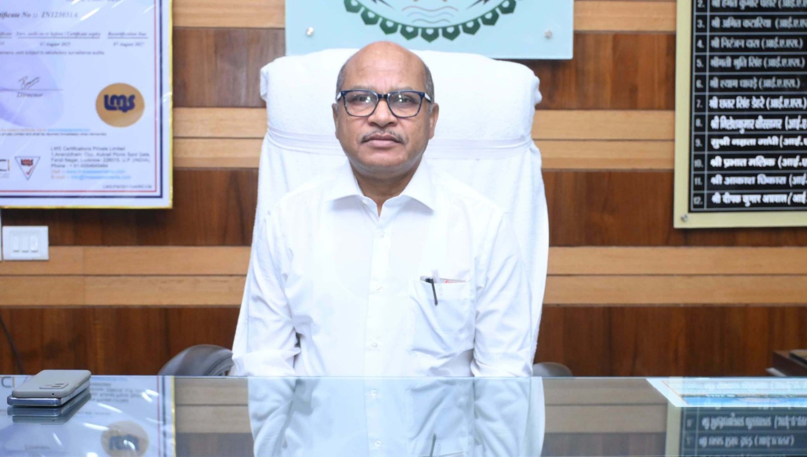 कलेक्टर बीएस उइके ने पेट्रोल-डीजल की सीमित बिक्री के दिए निर्देश,ड्रम, जेरीकेन या बोतल पर पेट्रोल-डीजल वितरित करने पर लगे प्रतिबंध