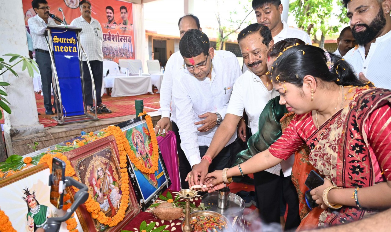 व्यक्तित्व विकास के लिए पढ़ाई के साथ खेल एवं कला जरूरी: मंत्री टंक राम वर्मा