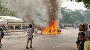  बांग्लादेश में हिंसा पर अखबारों के संपादकों ने क्या कहा?