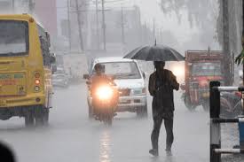 छत्तीसगढ़ में लगातार हो रही बारिश ने बढ़ाया बाढ़ का खतरा,इन जिलों के लिए अलर्ट जारी 