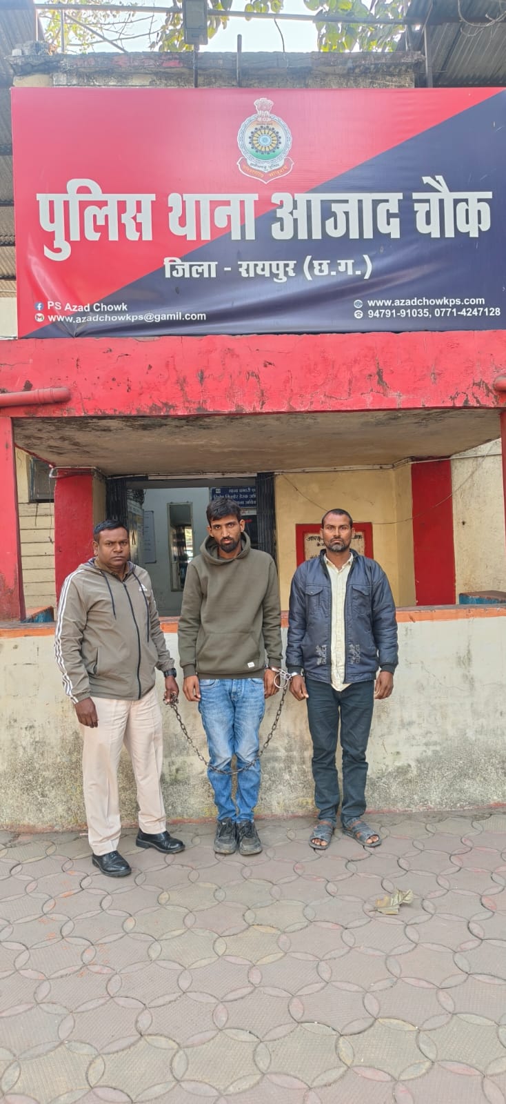 चोरी की घटनाओं को अंजाम देने वाला शातिर चोर जतिन तलरेजा सहित 02 आरोपी गिरफ्तार