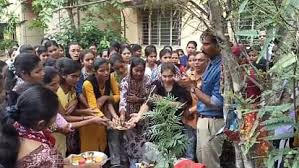 नर्सिंग कॉलेज जगदलपुर में धार्मिक आस्था को लेकर विवाद! छात्राओं की भूख हड़ताल के बाद प्राचार्या को वापस लेना पड़ा निर्णय
