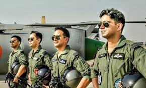 भारतीय वायुसेना में पायलट कैसे बनें? यहां देखें डिटेल्स 