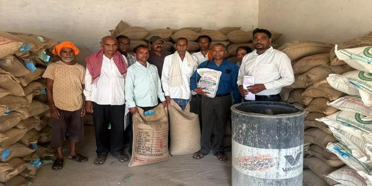 खाद-बीज की कालाबाजारी पर प्रशासन का शिकंजा, कलेक्टर ने दिए कड़ी कार्रवाई के निर्देश