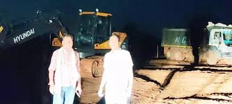 अवैध उत्खनन और परिवहन के खिलाफ कार्यवाही,हाइवा और माउंटेन मशीन जब्त