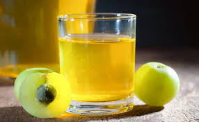 उबले हुए आंवले का पानी पीने से मिलते हैं कई हैरान कर देने वाले फायदे 