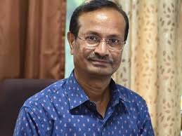 महाराष्ट्र चुनाव को लेकर दिखाया था गलत डेटा,CSDS के डायरेक्टर संजय कुमार के खिलाफ FIR दर्ज