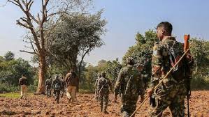 बीजापुर  : जवानों के कब्जे में नक्सलियों का सबसे बड़ा गुफा