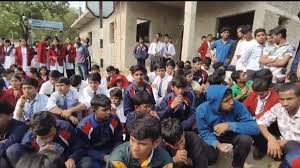 बिलासपुर के नवोदय विद्यालय में छात्र की मौत से भड़का आक्रोश