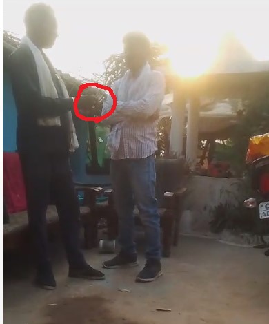 रिश्वतखोर पटवारी निलंबित,वायरल वीडियो बना साक्ष्य