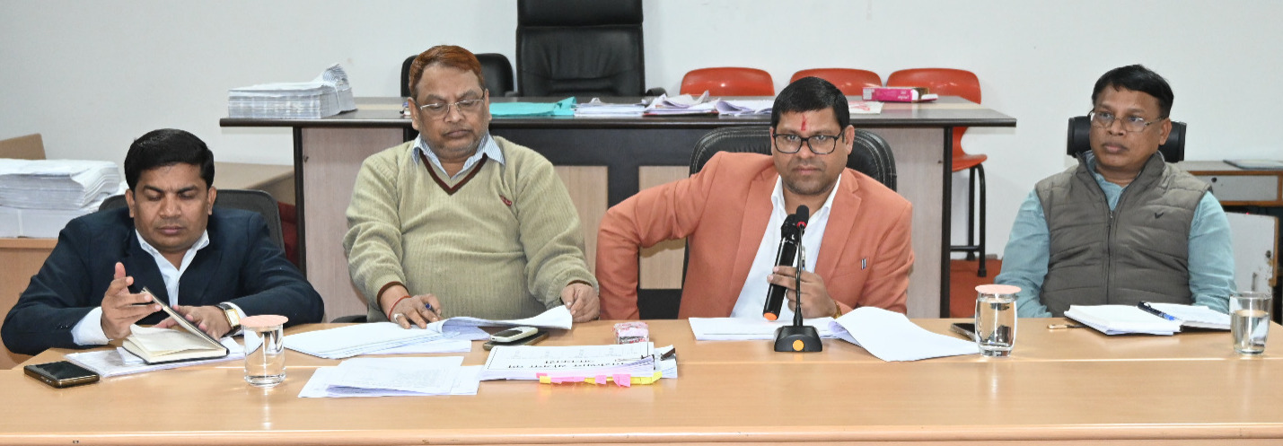 भिलाई निगम आयुक्त ने ली अधिकारियों की विशेष बैठक, नए साल में शहरवासियों को मिलेंगी कई सौगातें