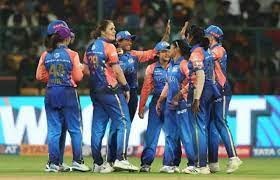 WPL 2024 : मुंबई इंडियंस ने रॉयल चैलेंजर्स को 7 विकेट से हराया