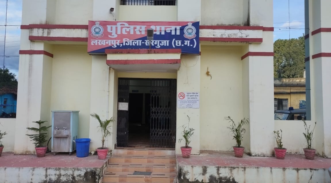 स्कूली छात्र के साथ मारपीट मामला दर्ज