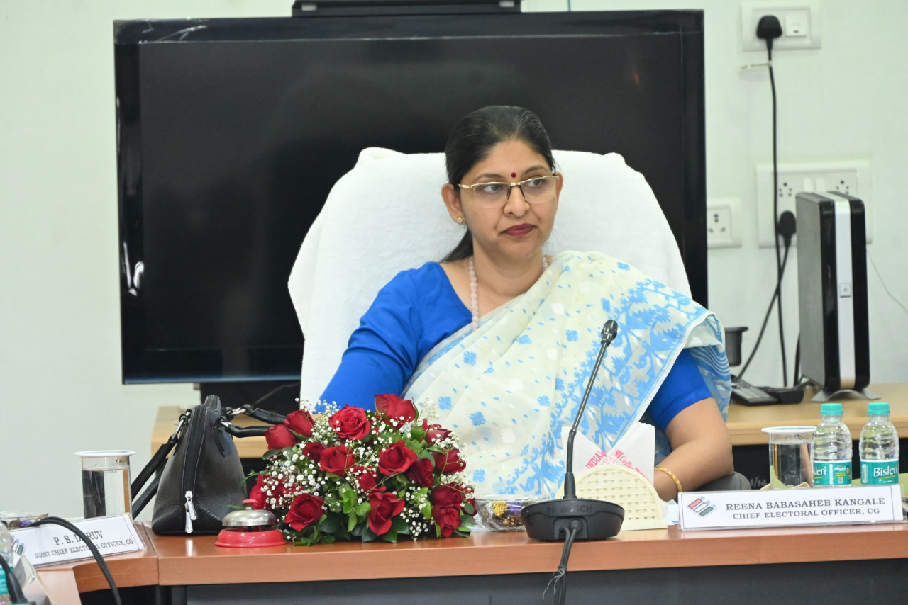 लोकसभा निर्वाचन-2024 : सफल निर्वाचन के लिए बेहतर समन्वय से काम करें अधिकारी -रीना बाबा साहेब कंगाले
