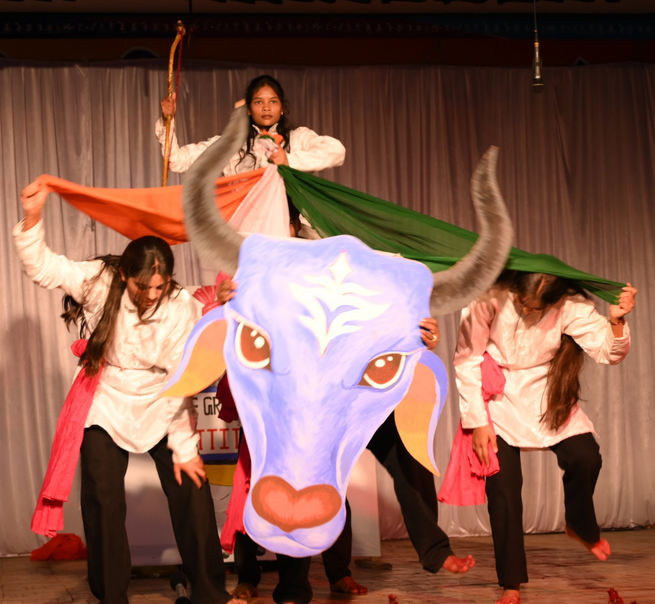 मड़ई 2025: सांस्कृतिक समागम सहभागियों के लिए आनंद के क्षण : चार दिवसीय युवा महोत्सव मड़ई 2025 का रंगा-रंग समापन