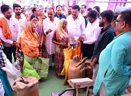 खाद्य मंत्री दयालदास बघेल ने चावल उत्सव का किया शुभारंभ