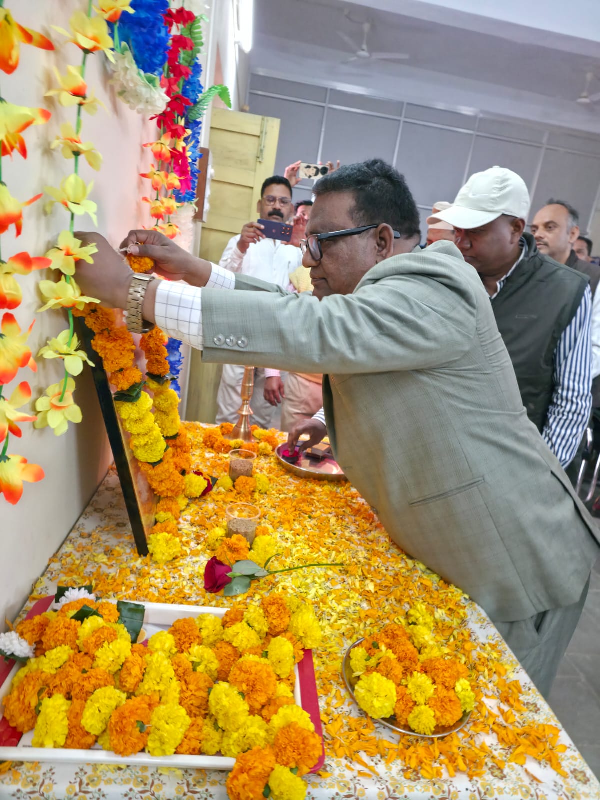 न्याय, समझौता और पर्यावरण संरक्षण का संदेश देती नेशनल लोक अदालत का हुआ शुभारंभ
