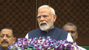  प्रधानमंत्री मोदी ने संसद परिसर में देश को किया संबोधित,बोले - मानसून सत्र विजय का उत्सव 