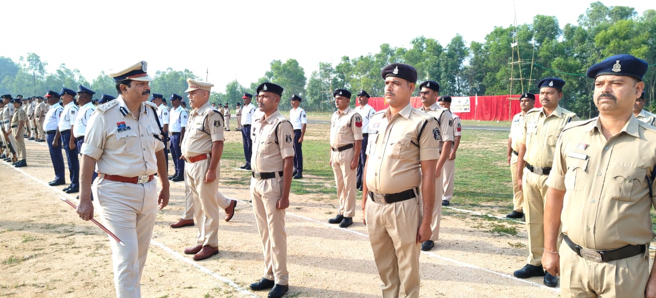 सूरजपुर पुलिस ने जिला प्रशासन के अधिकारी-कर्मचारियों को दिया नवीन आपराधिक कानूनों की बारीकियों का प्रशिक्षण