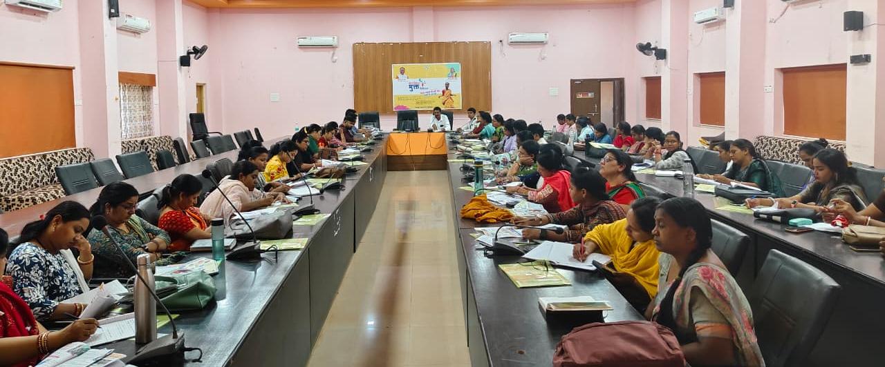 बाल विवाह मुक्त छत्तीसगढ़ के संकल्प को लेकर अधिकारियों को दी गई विस्तृत जानकारी