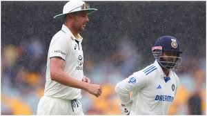 IND vs AUS: मुश्किल में फंसी टीम इंडिया को बारिश से राहत, तीसरे दिन का खेल खत्म